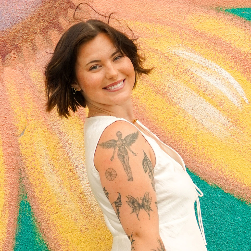 Mia Suffredini - Hairstylist